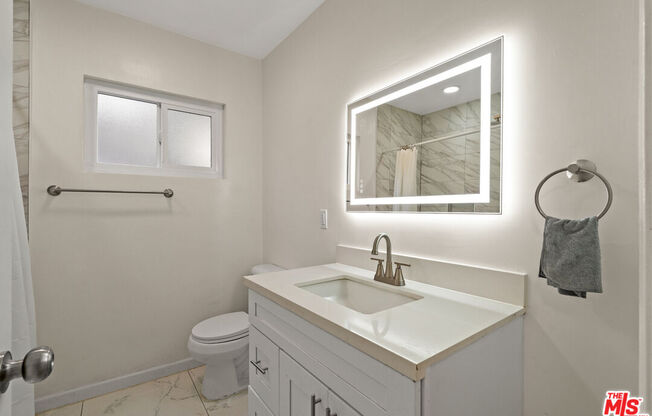 7825 W MANCHESTER AVE