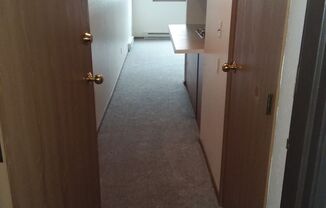 1 bed, 1 bath, 525 sqft, $625, Unit 115