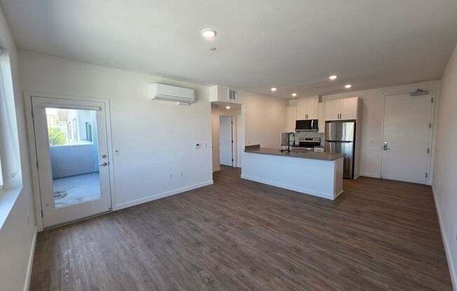 1 bed, 1 bath, 629 sqft, $2,450, Unit 2116-302