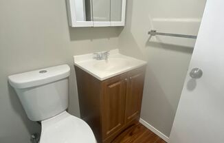 1 bed, 1 bath, 700 sqft, $1,650, Unit 10