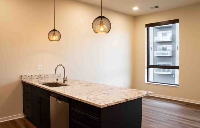 2 beds, 1 bath, 941 sqft, $2,375, Unit 109