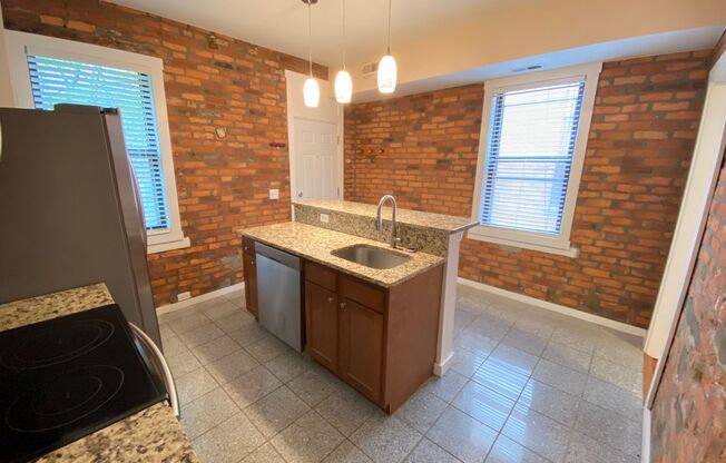 Hunter Ave 888-890 NCR