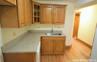 638 W Drummond Pl 20