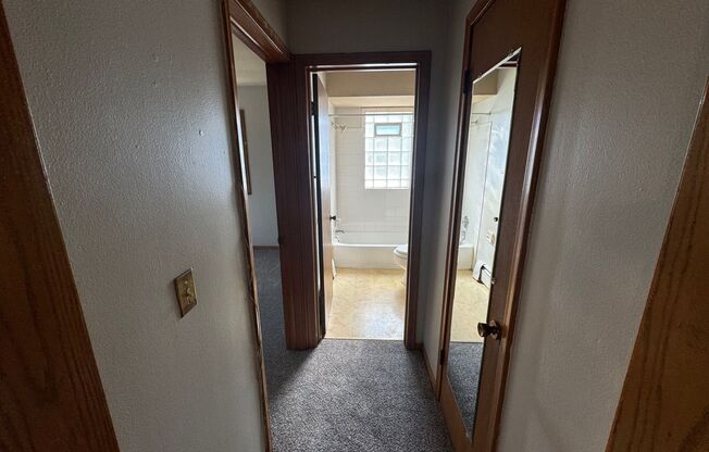 1 bed, 1 bath, 765 sqft, $850