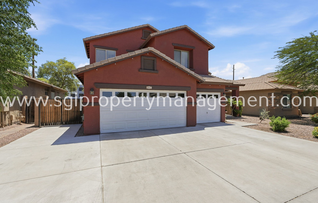 6827 N 71 DR