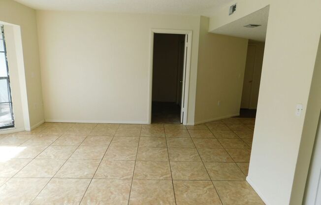 Large 1 Bed  Condo, w/Bonus Room (Office?) & 1 1/2 Bath