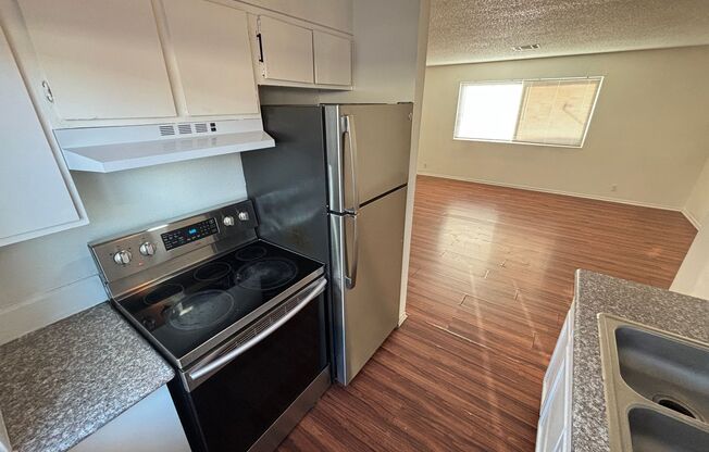 225 E Foster Ave. Unit 8