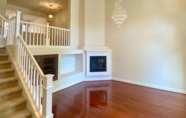 Beautiful 3 Bedroom 2.5 Bath Sunnyvale Villas Townhouse