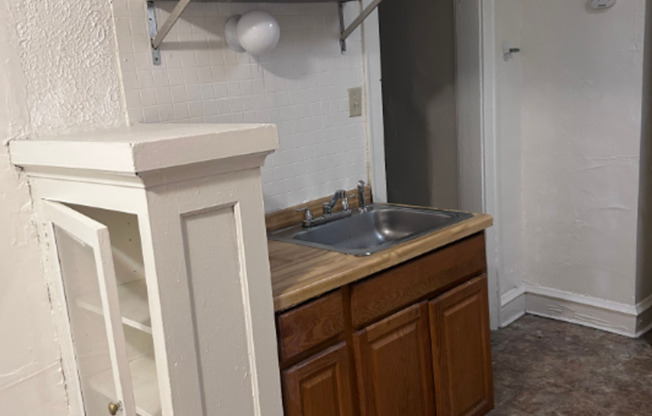 Limited-Time $300 Rent Special on This 1BR Apartment