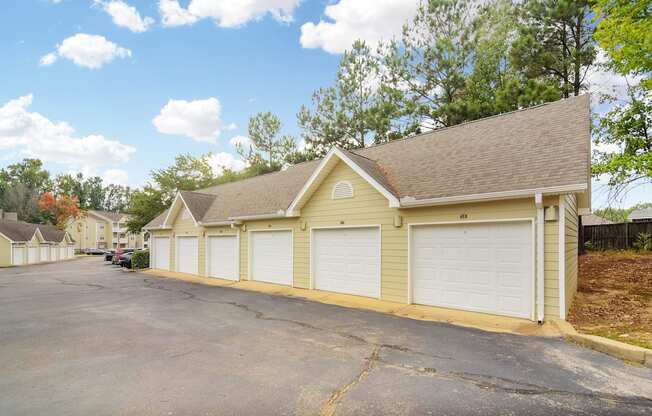 Garages and storage units at Highlands Apartments in Bartlett, TN