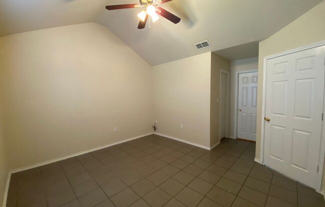 2 beds, 2 baths, $1,395