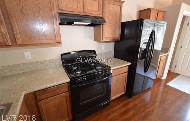 2-Story, 3 Bedroom, 2.5 bath in a gated community with a community Pool/Spa