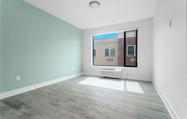 2 beds, 2 baths, 1,360 sqft, $4,200, Unit MIL-5B