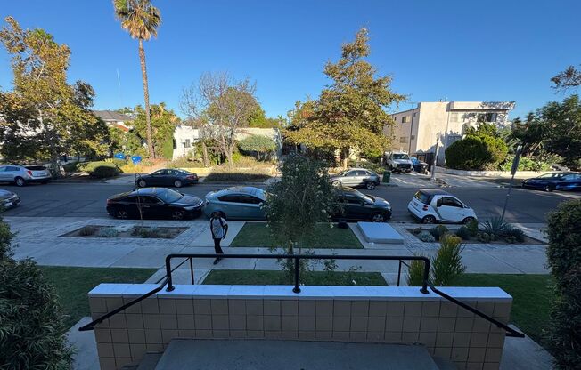 617 North Orange Apartments