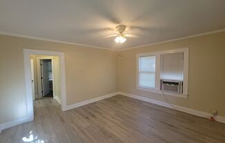 1 bed, 2 baths, 694 sqft, $975, Unit 2323N-1