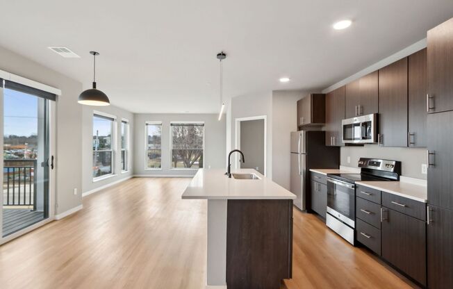 2 beds, 2 baths, 1,225 sqft, $2,500, Unit 5604-101