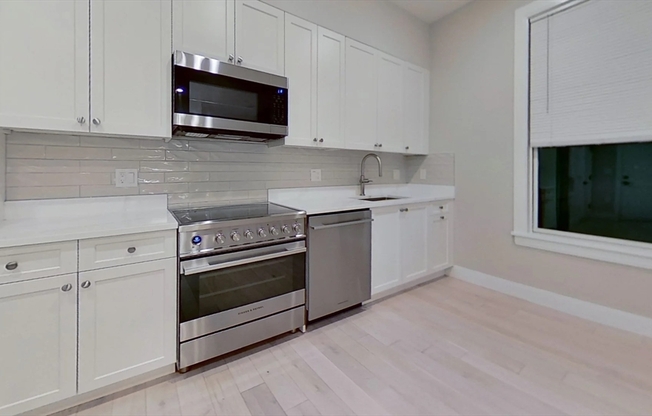 1 bed, 1 bath, 725 sqft, $3,350, Unit 205