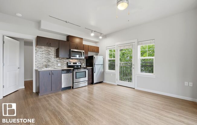 2 beds, 1 bath, 622 sqft, $1,575, Unit 212