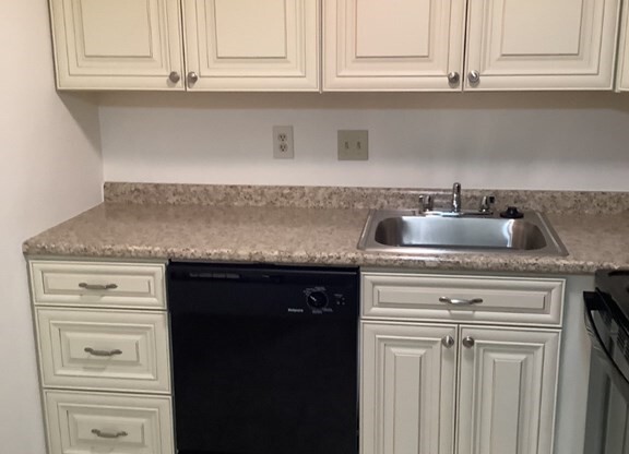 1 bed, 1 bath, 480 sqft, $1,995, Unit 312