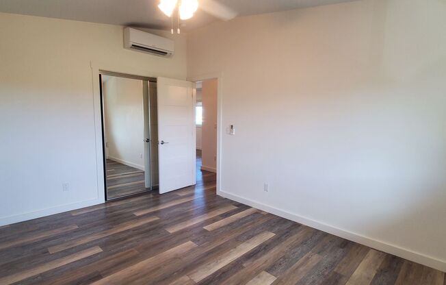 2 beds, 1 bath, $3,100