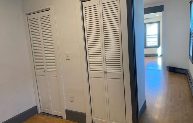 2 beds, 1 bath, 788 sqft, $2,600, Unit 2