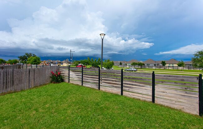 3 Bedroom, 2 Bath in Midtown Subdivision College Station