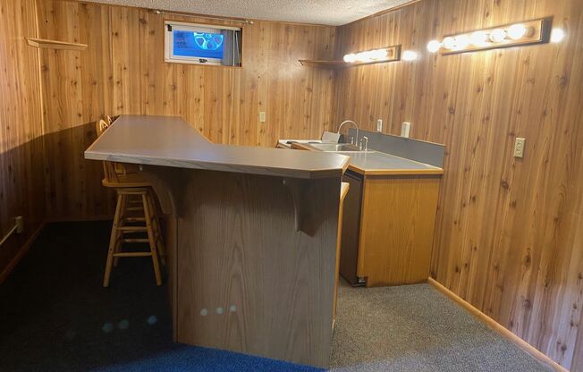 111 Cowlitz Dr
