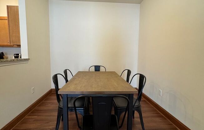 2 beds, 2 baths, 1,200 sqft, $2,890, Unit 139YPA3