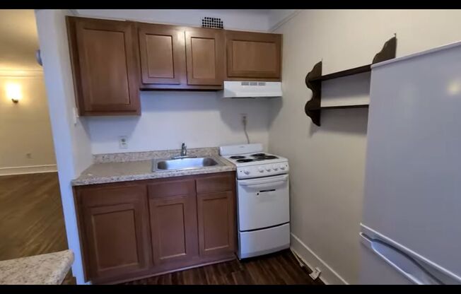 732 Roselawn Associates, LLC.