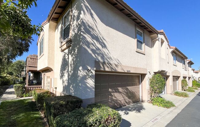 3 bedroom townhome located In Rancho Carrillo!