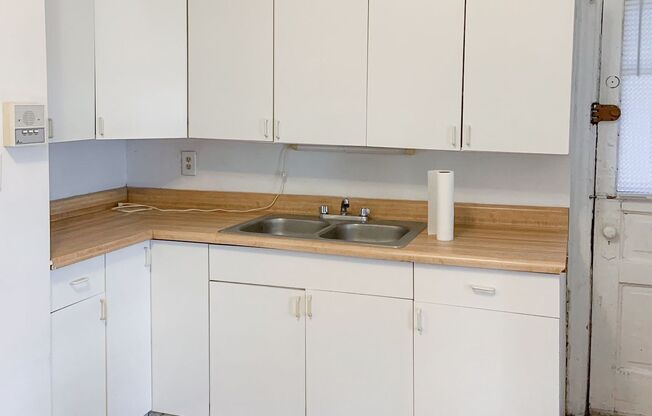 1 bed, 1 bath, 875 sqft, $1,995, Unit 1206WR-1
