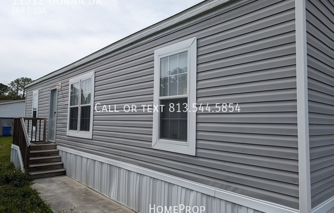 11512 DONNA DR