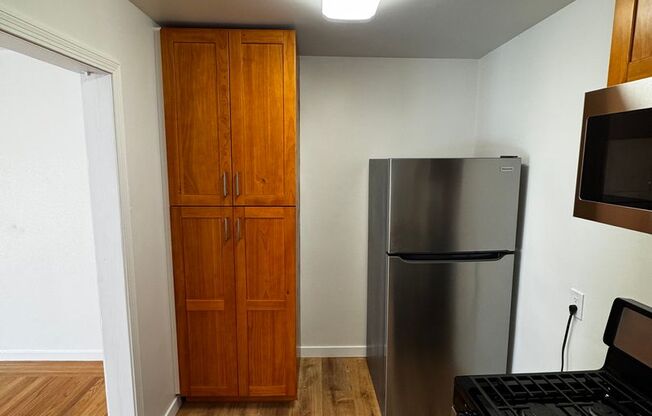 141 N Ellsworth