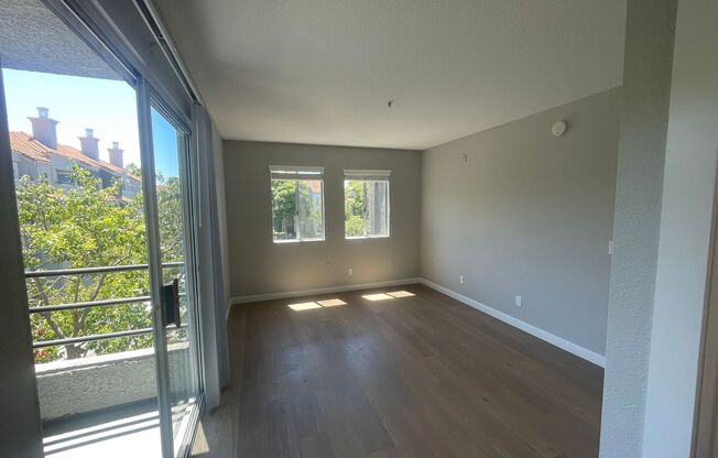 2 beds, 2 baths, 1,013 sqft, $3,515, Unit F-312