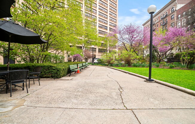 300 W 110 ST