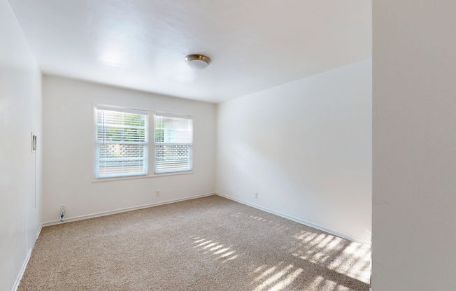 1315 LINCOLN AVE