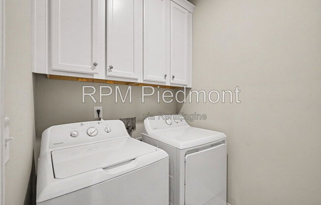 4 beds, 3.5 baths, 2,941 sqft, $4,200