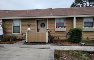 $1200 - Jefferson Square - Updated 2/2