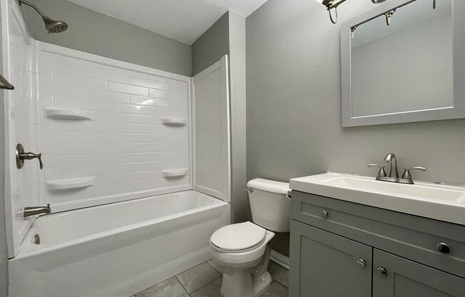 Spacious 5 Bedroom 2 Bathroom Home in New Hope!