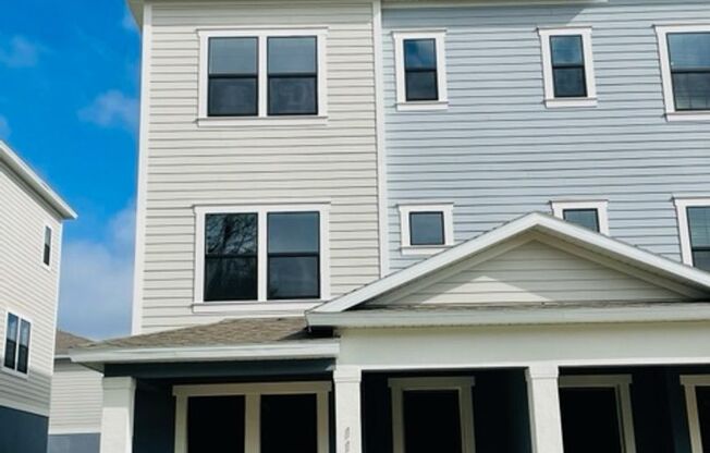 Winter Springs - 4 Bedroom, 3.5 Bathroom – $2,995.00