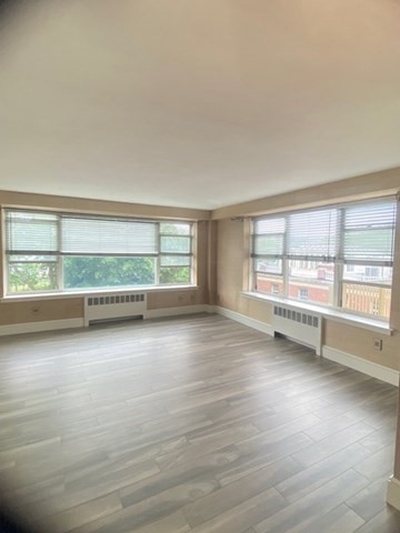 1 bed, 5.5 baths, 640 sqft, $3,950, Unit 535