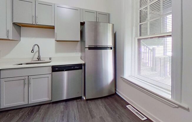 2803 E. Belleview Pl.