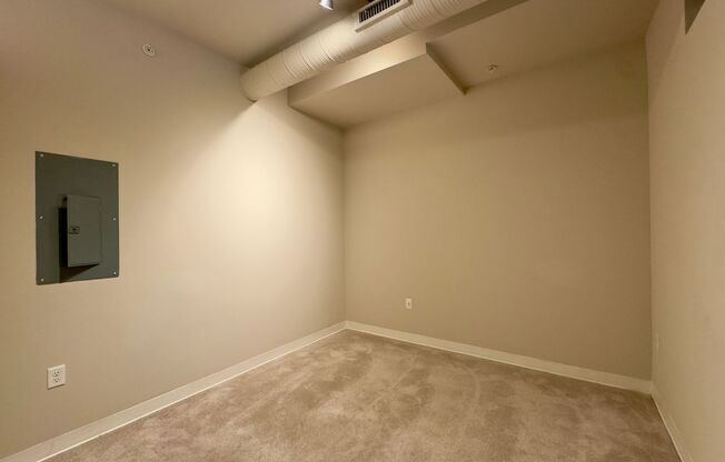 1 bed, 1 bath, 499 sqft, $1,525, Unit HA-316