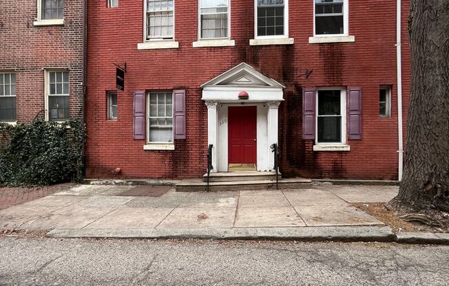 330-332 S. Juniper St