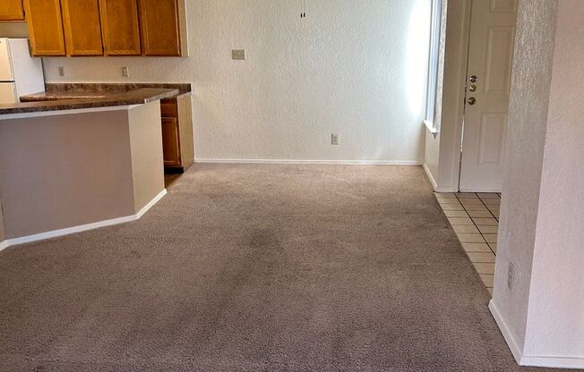 2 beds, 2 baths, 957 sqft, $1,015, Unit 70