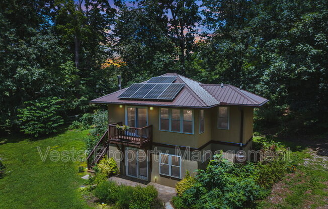 10 WELLSPRING LN