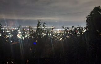 Studio with incredible views of the Bay!