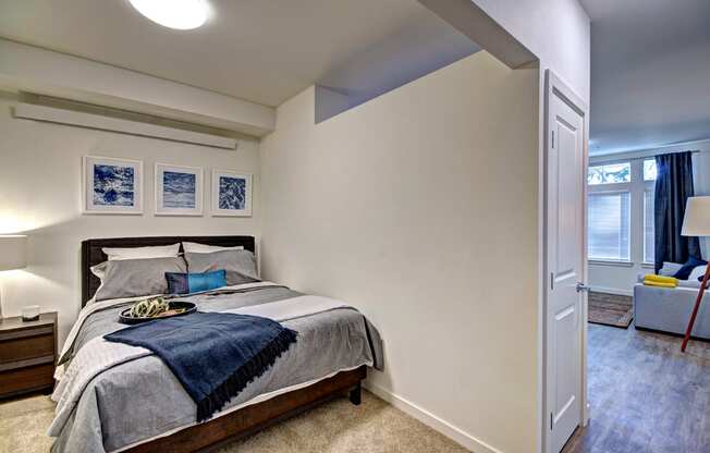 Live in Cozy Bedrooms at Emerald Crest, Bothell, WA