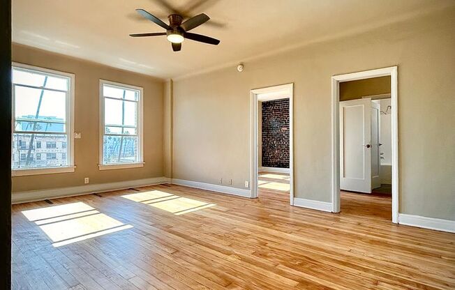 1 bed, 1 bath, 735 sqft, $1,895, Unit 411