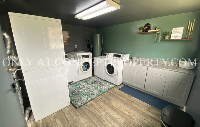 2 beds, 1 bath, 700 sqft, $1,249, Unit 37